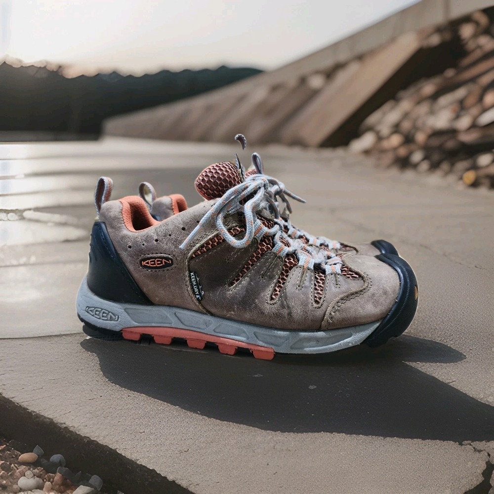 Women's KEEN KEEN.DRY Waterproof Hiking Trail Shoes Brown Pink Size 6 EU 37